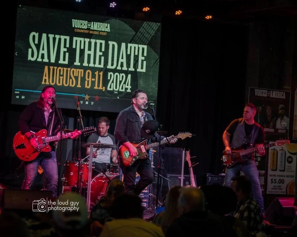 Southern Summer Party at Wing's Vandalia!