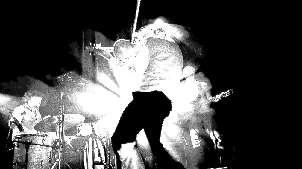 31/10 DIRTY THREE | DEBASER STRAND