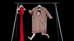 Klädställningen - en lekfull cirkusföreställning för små och stora!