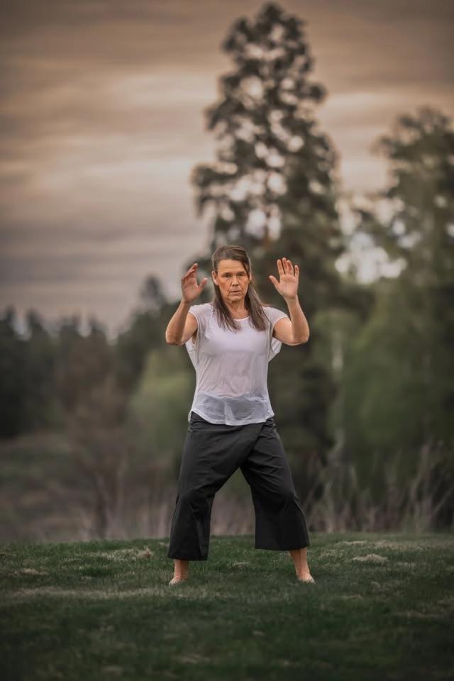 Qigong & Yoga i ljus omtanke och stillhet - mot våldet