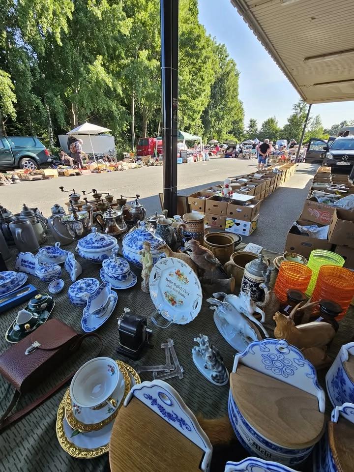 2 TAGE 15.08. - 16.08.2026 OBERLAUSITZER ANTIK & TRÖDELMARKT FLOHMARKT WILTHEN BADEWEG