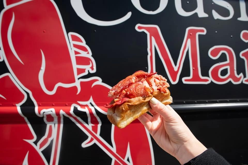 Cousins Maine Lobster at The Tradition - Woodway