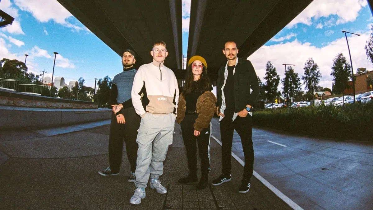 Late Night: Alexander Flood