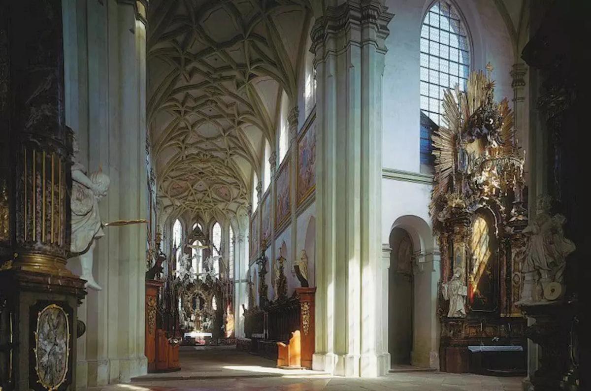 Monastýrování... aneb Nocí ke hvězdám v klášteře Kladruby