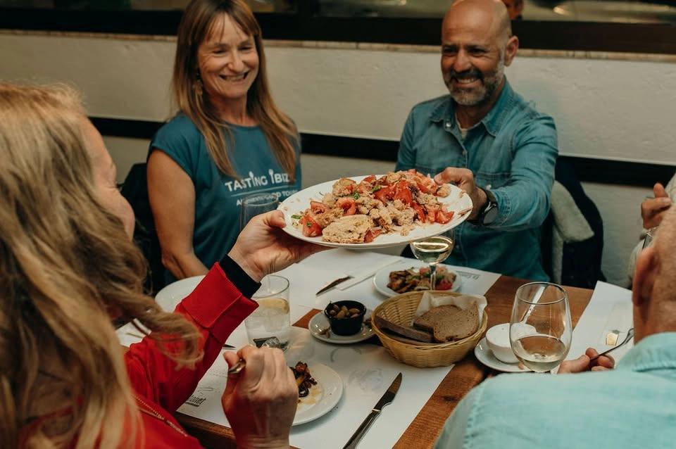 Authentic Food Tour of Ibiza Town - Group or Private