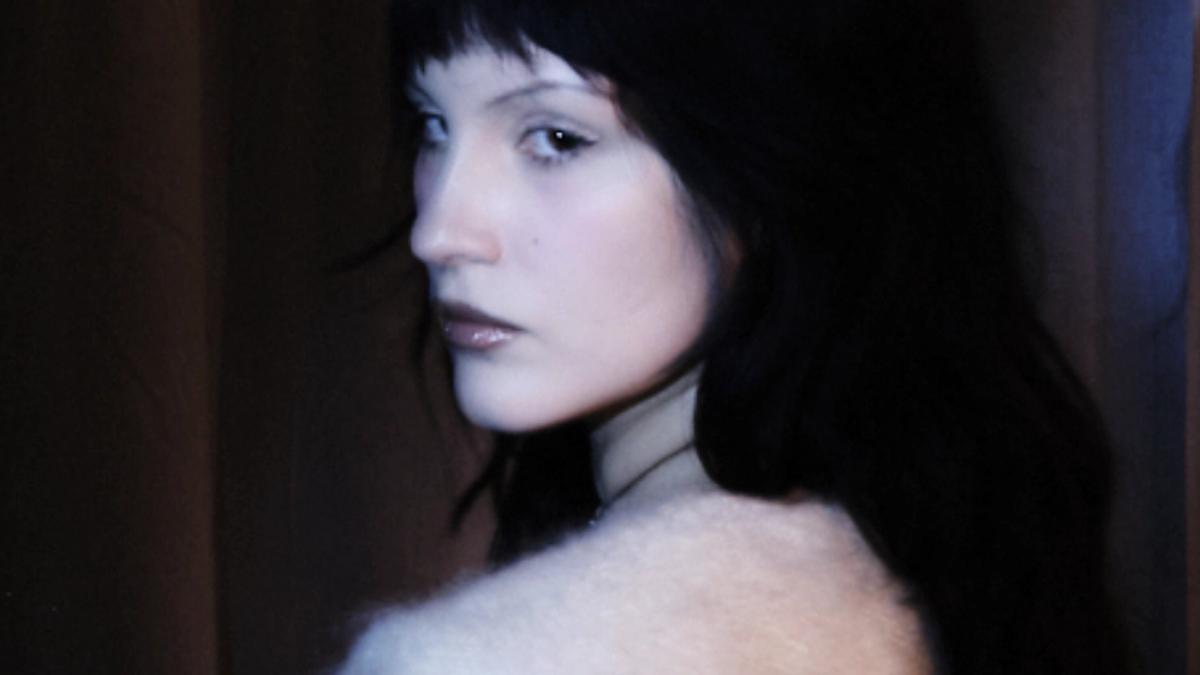31/10 OLGA MYKO | DEBASER NOVA
