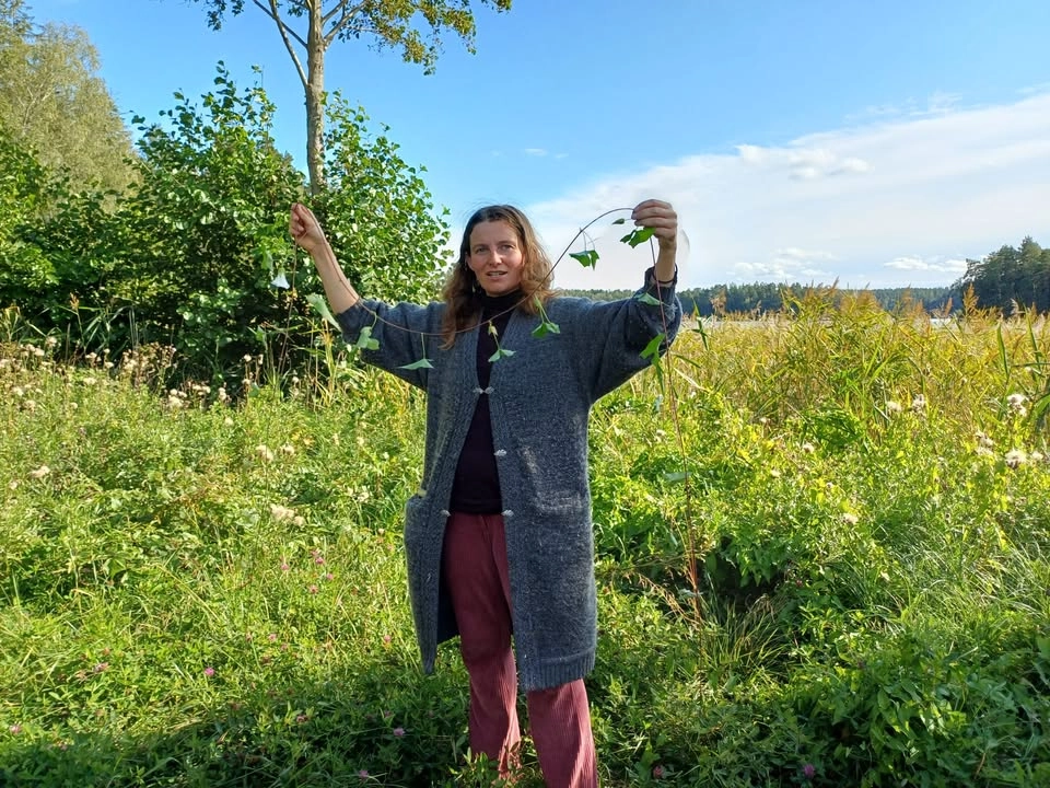 Naturlivs sommarkurs - Korgflätning med vilda växter