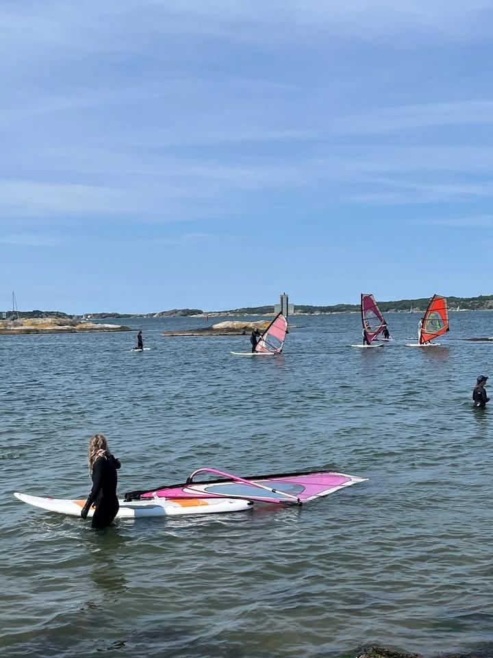 Prova på vindsurfing - för tjejer