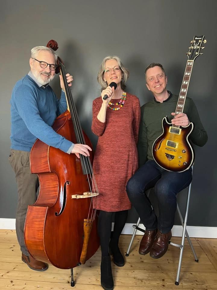Lunchmusik med LinderBergh Trio