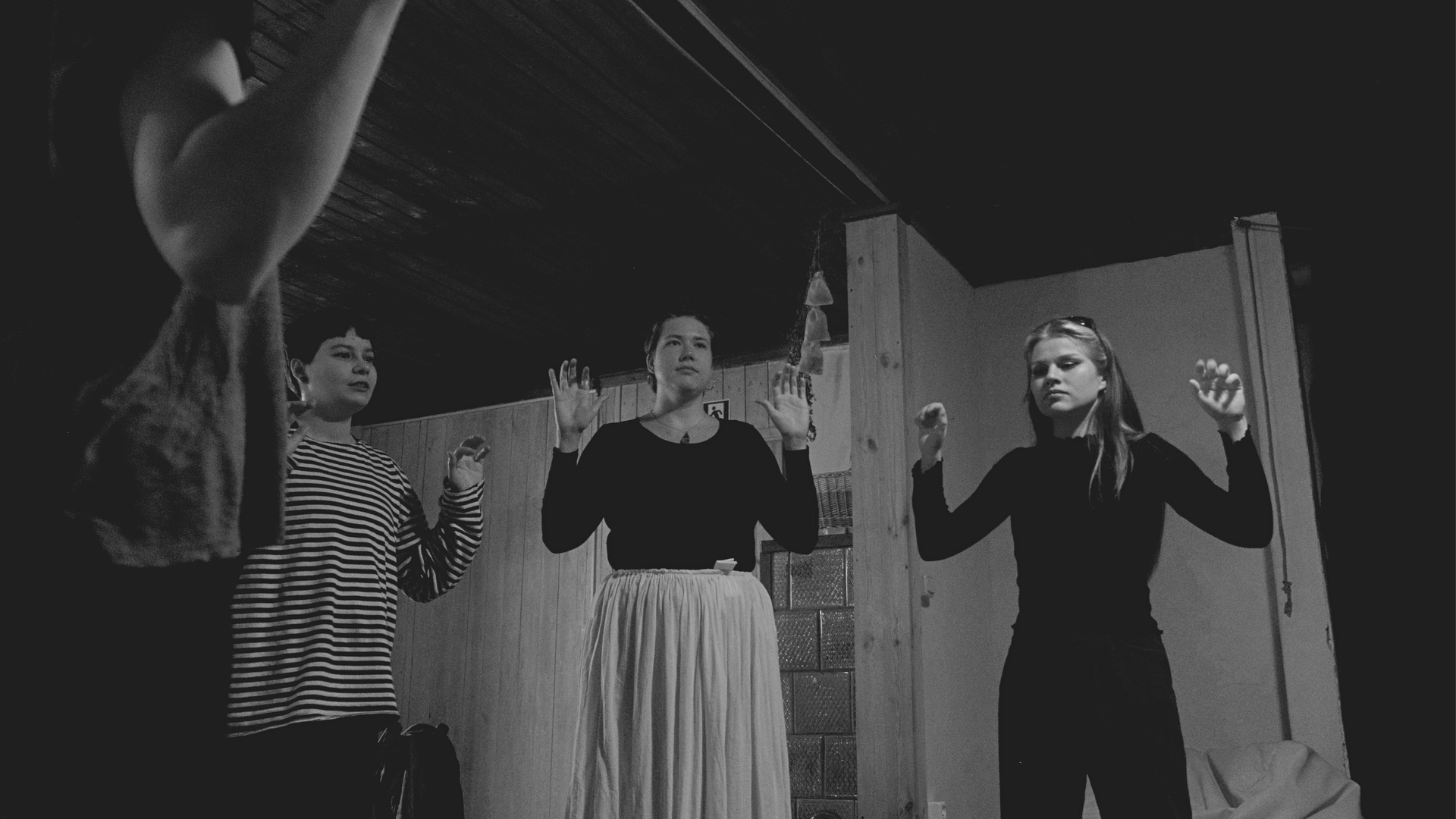Singing in the dark. Voice meditation workshop
