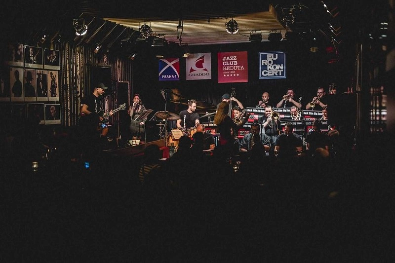 Backside Big Band Plays the Greats: Ellington, Gillespie, Prima & Gershwin