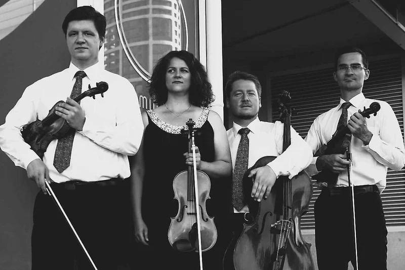 HBV: Mucha Quartet – smyčcový kvartet
