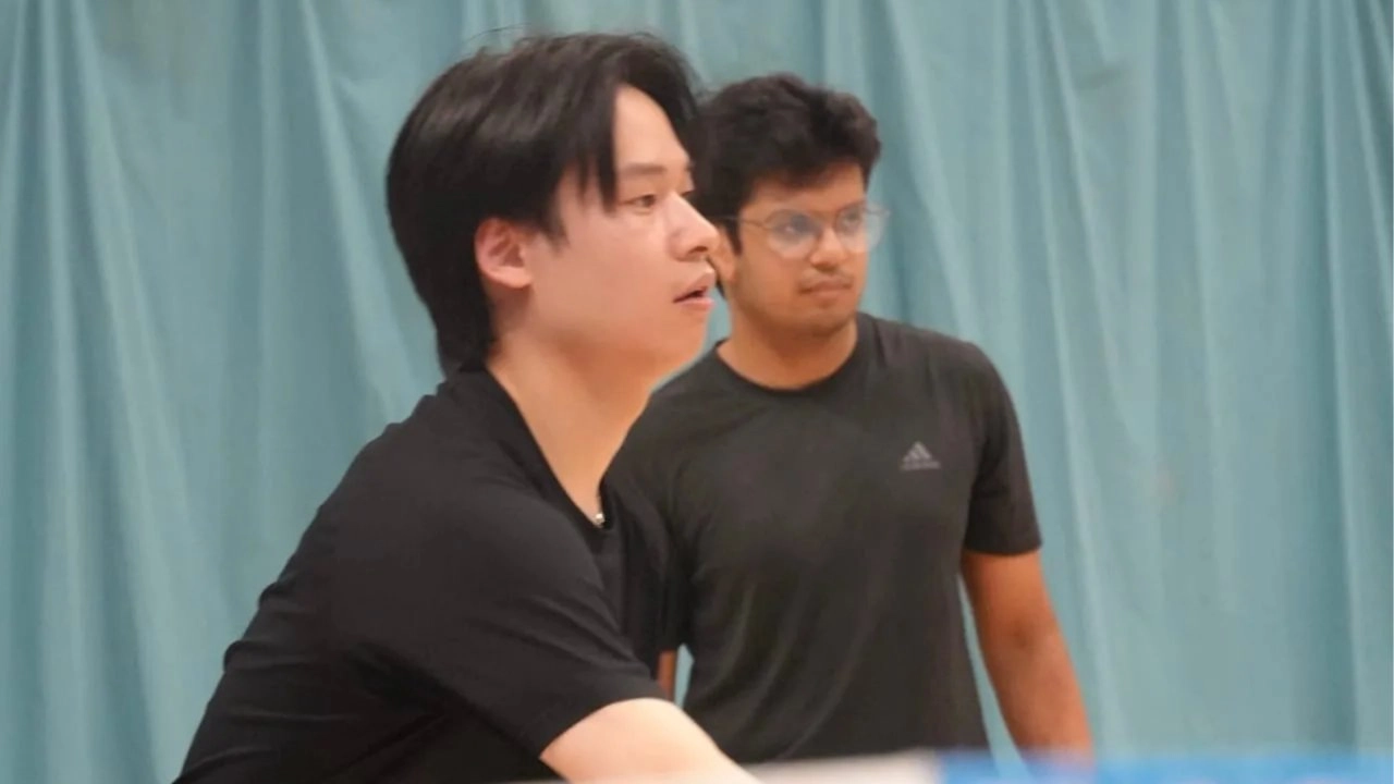 🏸FEATHERED: Social Doubles📍Canning Town 📶 Mixed Ability