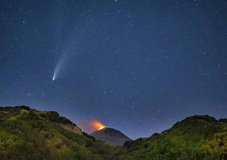 Trekking sull'Etna e live music tra stelle e luna
