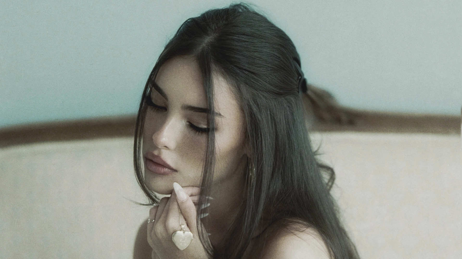 Madison Beer: the locket tour