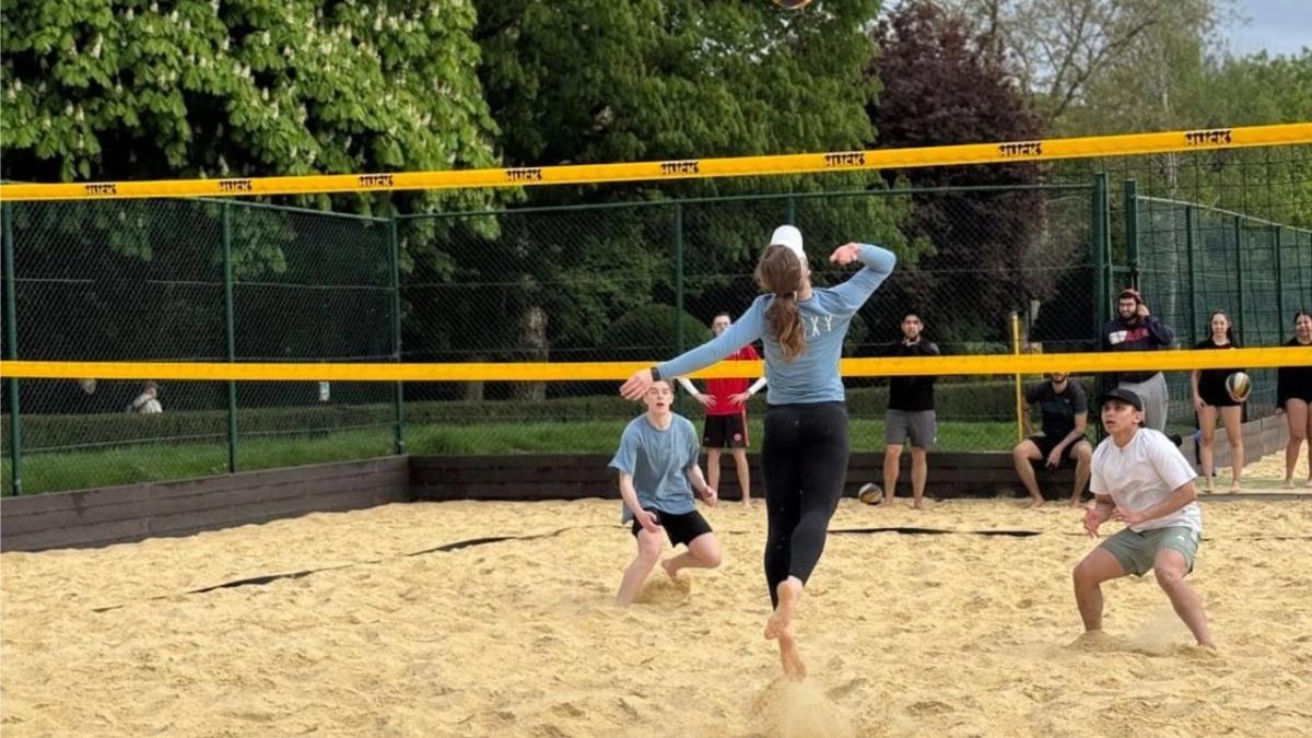 🏐Beach Volleyball📍Wimbledon 📶 Mixed Ability