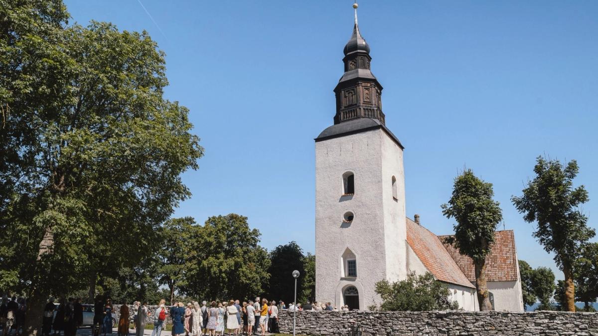 Invigning i Fårö kyrka
