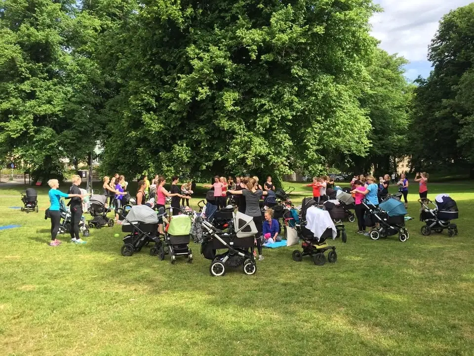 Prova på mammaträning med Athlética i Slottsskogen