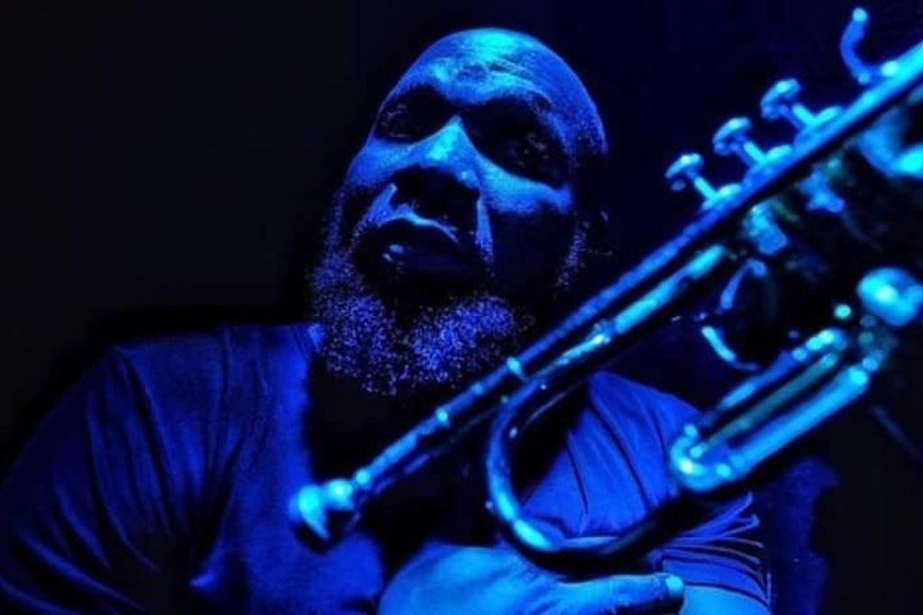 Kwitee: NIGHT AND DAY, The Louis Armstrong Experience