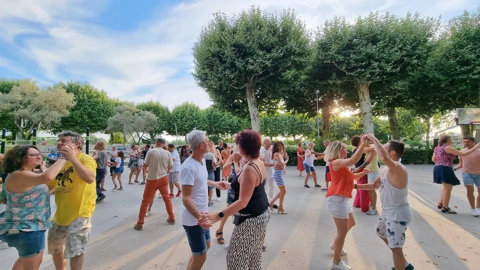 Les Estivales Agenaises - avec 2 spots de danses S-B-K // Rock