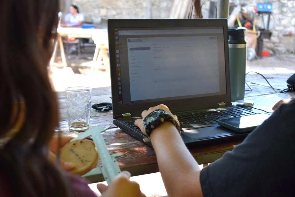 PŘEDNÁŠKA || iDAI.field An open-source application for documenting archaeology