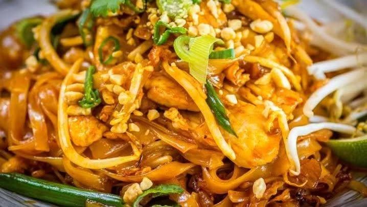 π Vibes After 5: Pad Thai Edition π