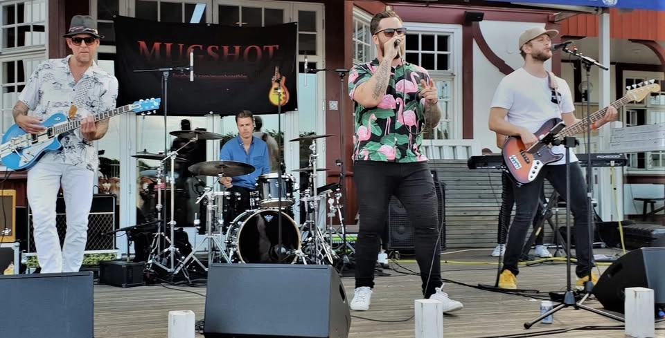 Rock, Räkor & Tacokryssning med Mugshot