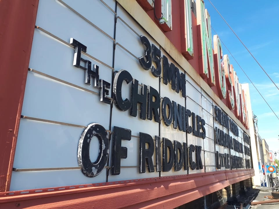 The Chronicles of Riddick - 35mm Film Dolby Digital Sound! 'the Furyan in me hopes you won't listen'