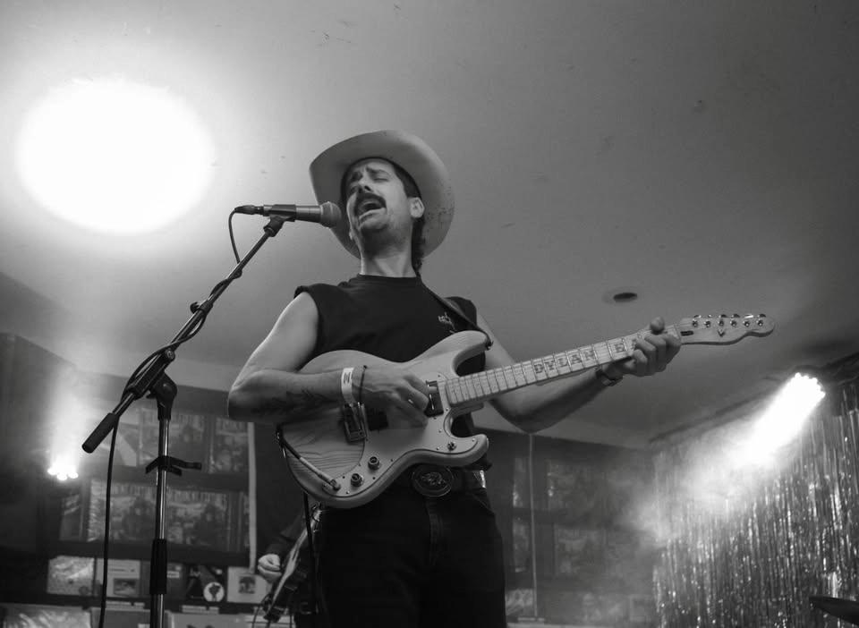 Dylan Earl | Debaser Nova
