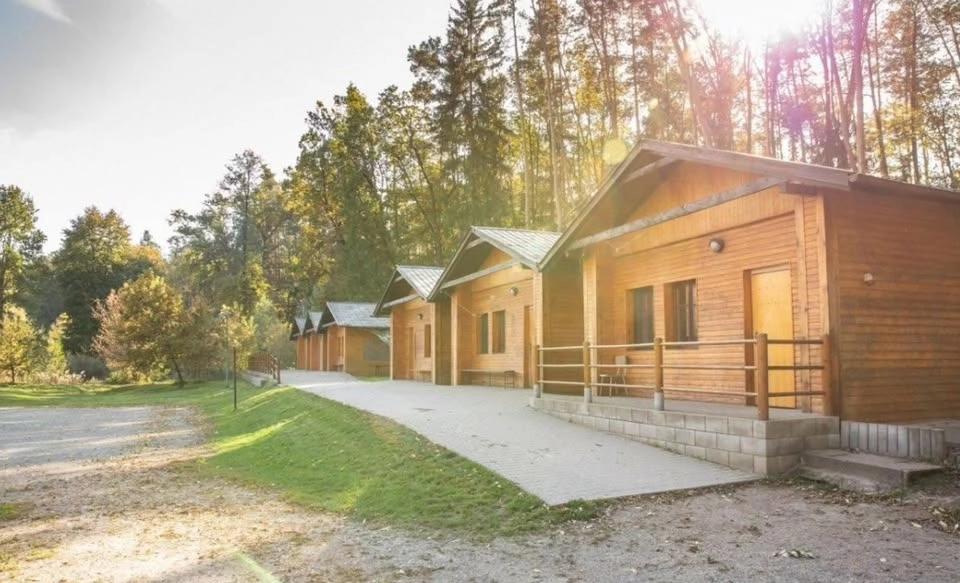 Tradiční buřty s přespáním v kempu 9. - 11.4. 2027🏕️