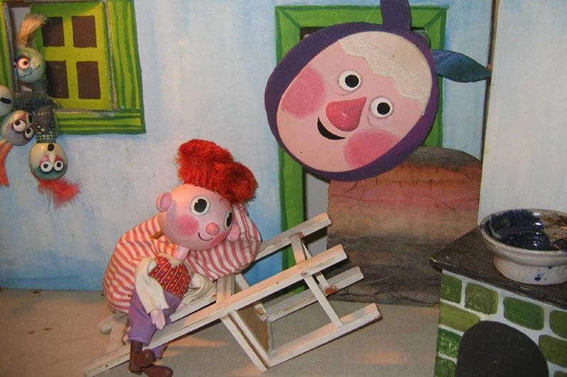 O Smolíčkovi a Palečkovi