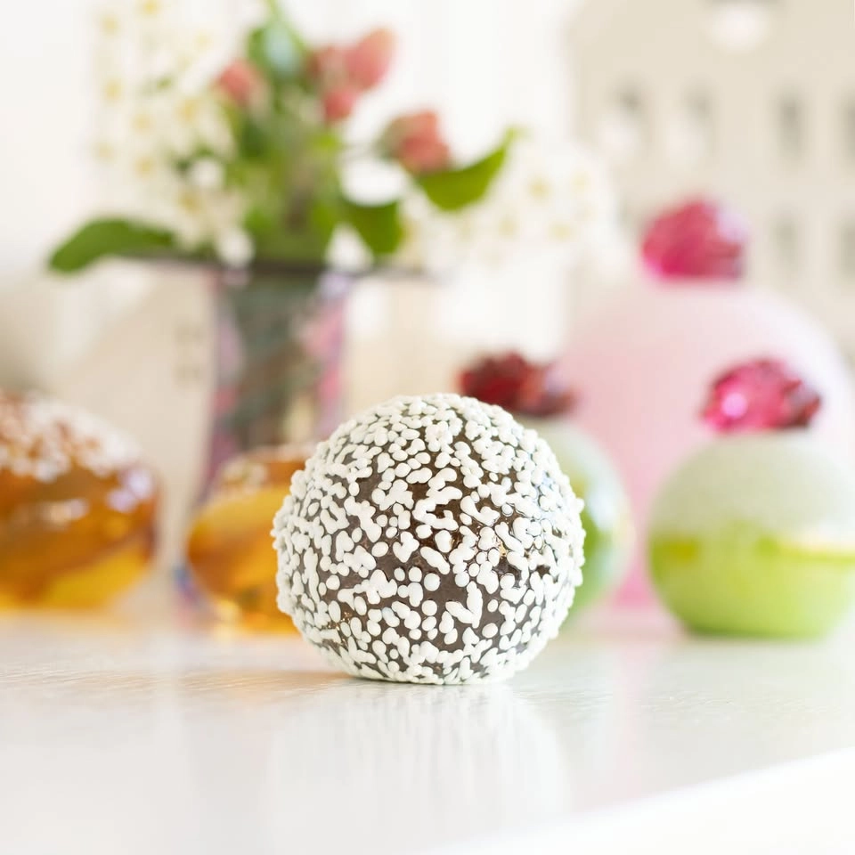 SOMMAR UTSTÄLLNING - SWEDISH FIKA
