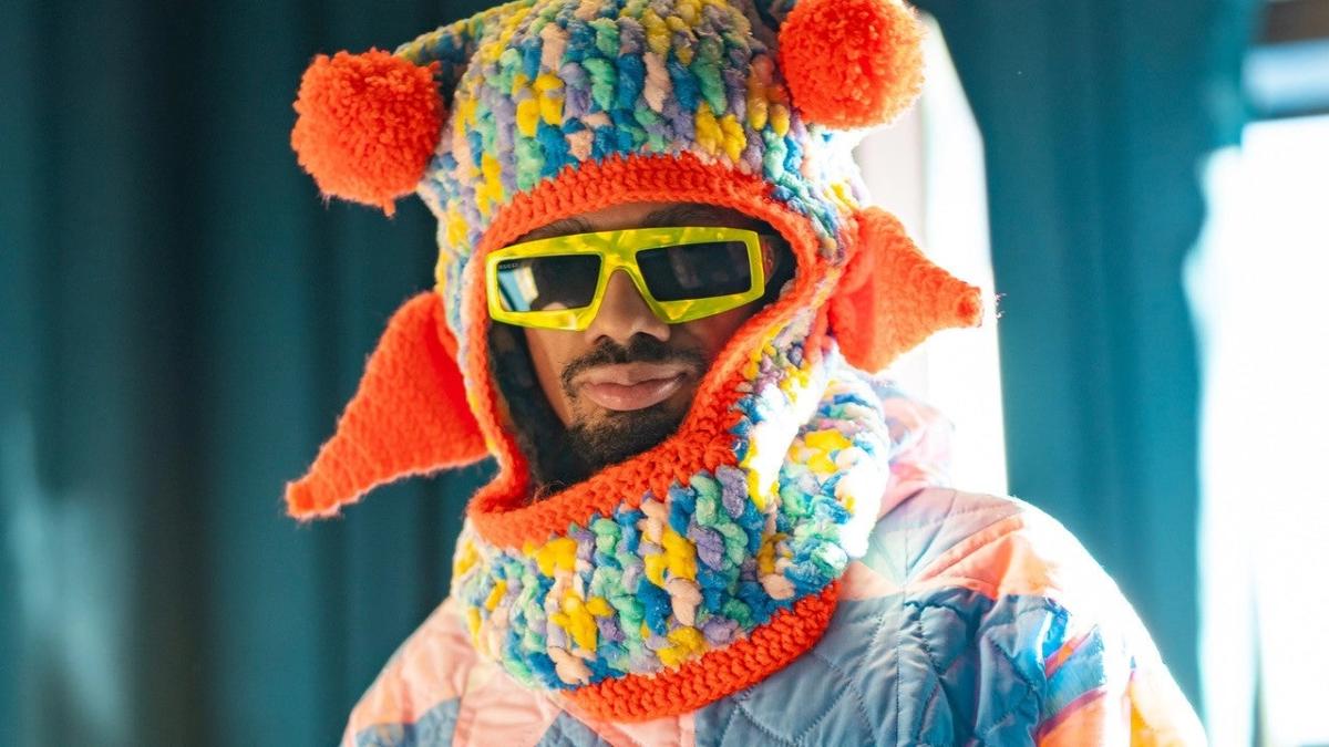 MonoNeon