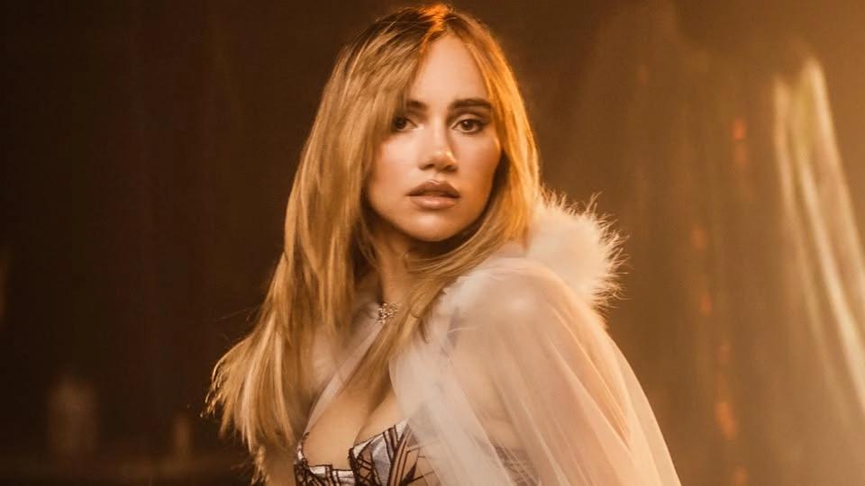 Suki Waterhouse