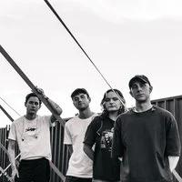 Black Foxxes