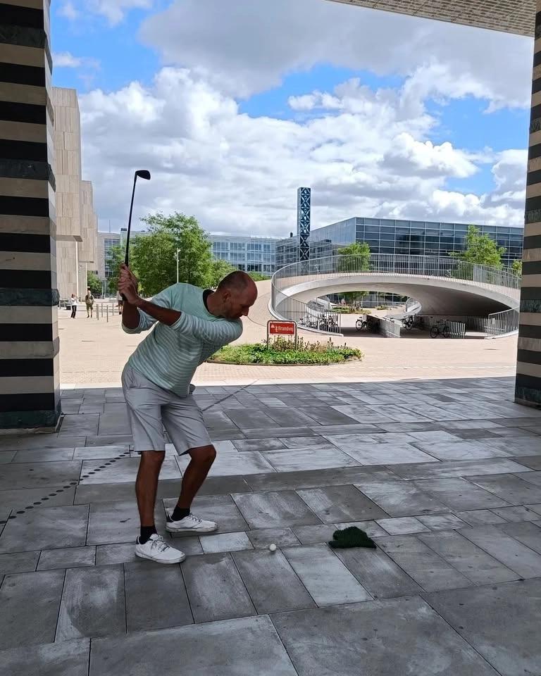 Karen Blixen Sunday Streetgolf