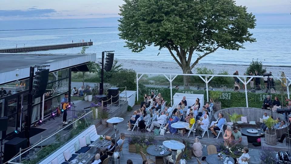 Musikquiz på terrassen