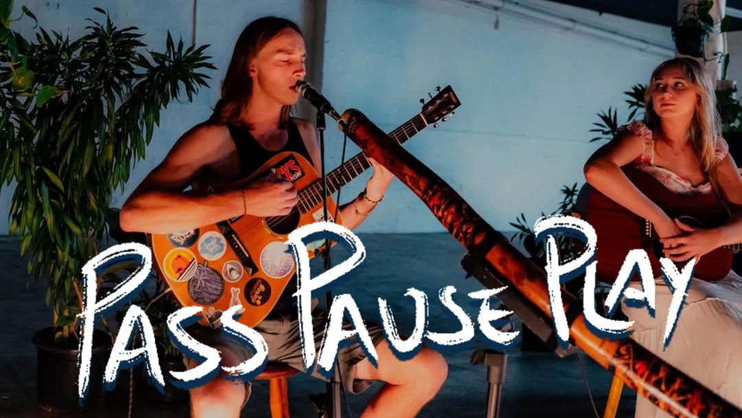 PASS PAUSE PLAY acoustic and songwriters music night.