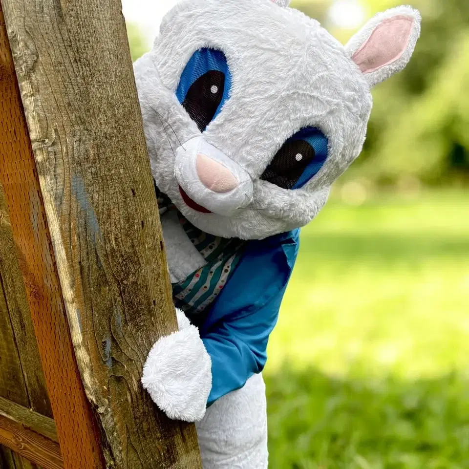 Photos with the Easter bunny đ°