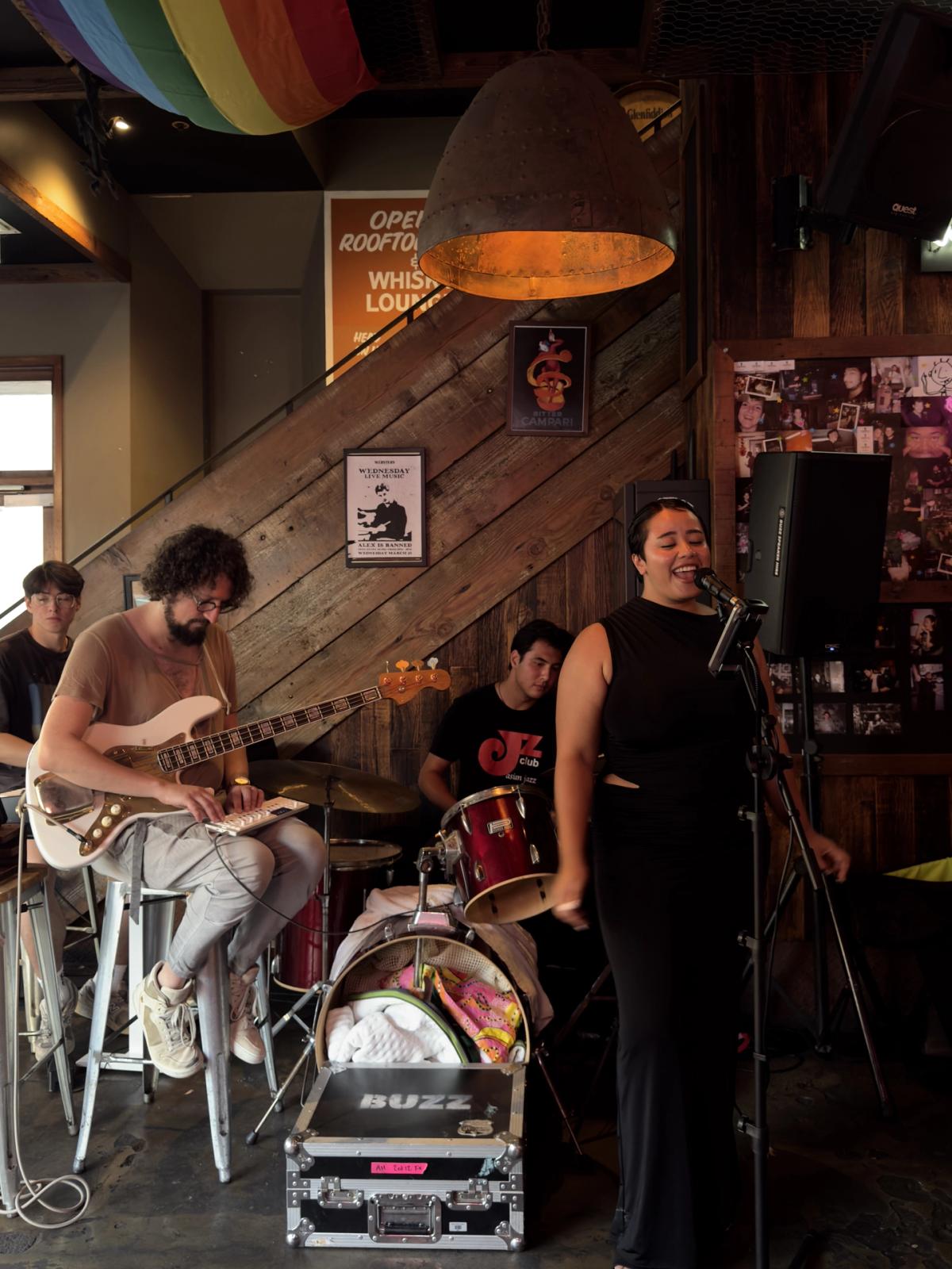 🎵 Thursday live music @ Newtown | Alex is Banned