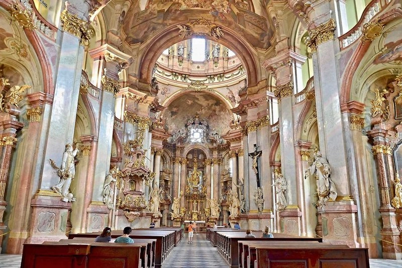 Kostel svatého Mikuláše na Malé Straně