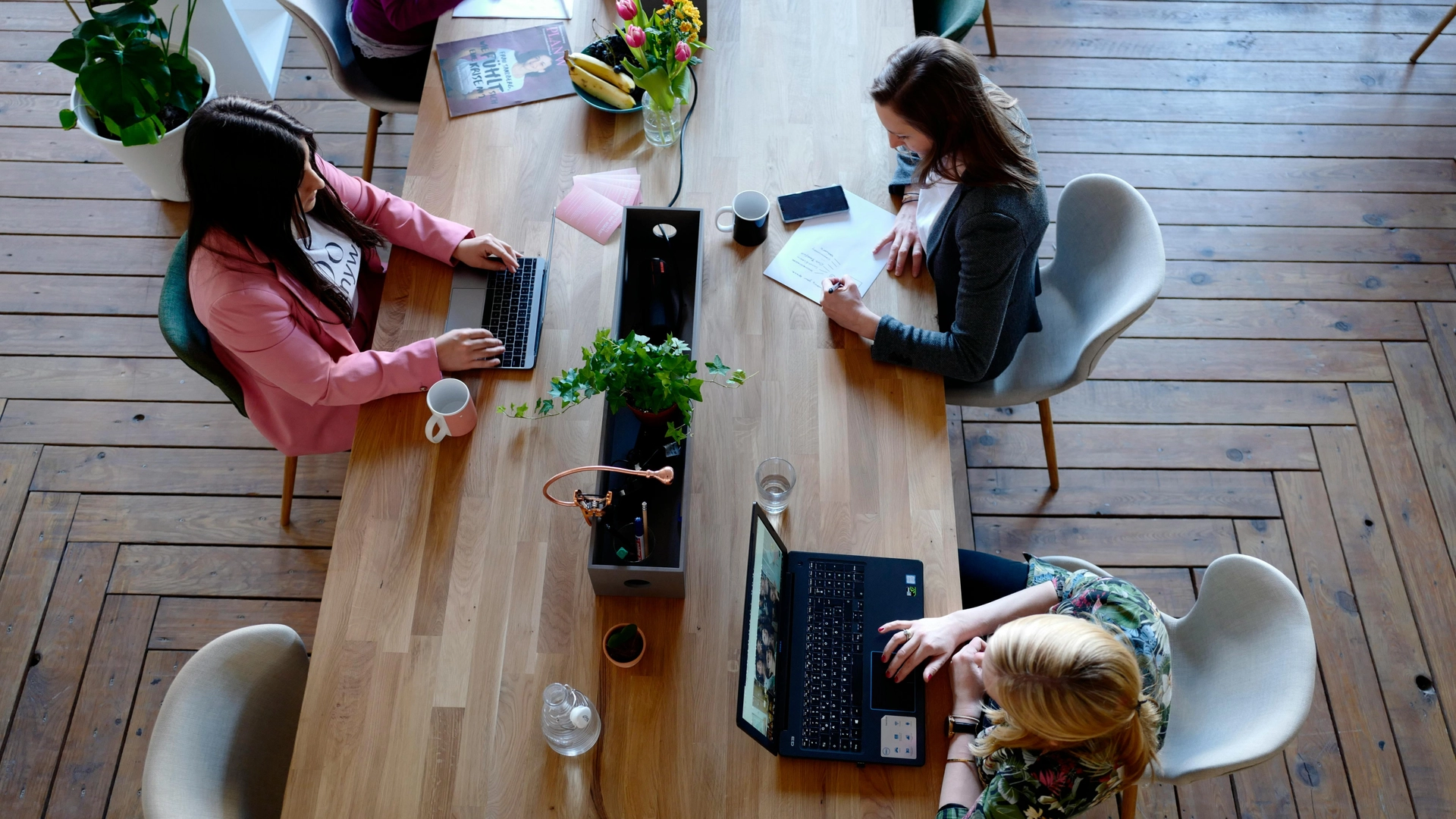 Bi-Weekly Co-Working in Prague – Get It Done Together (3–6PM)