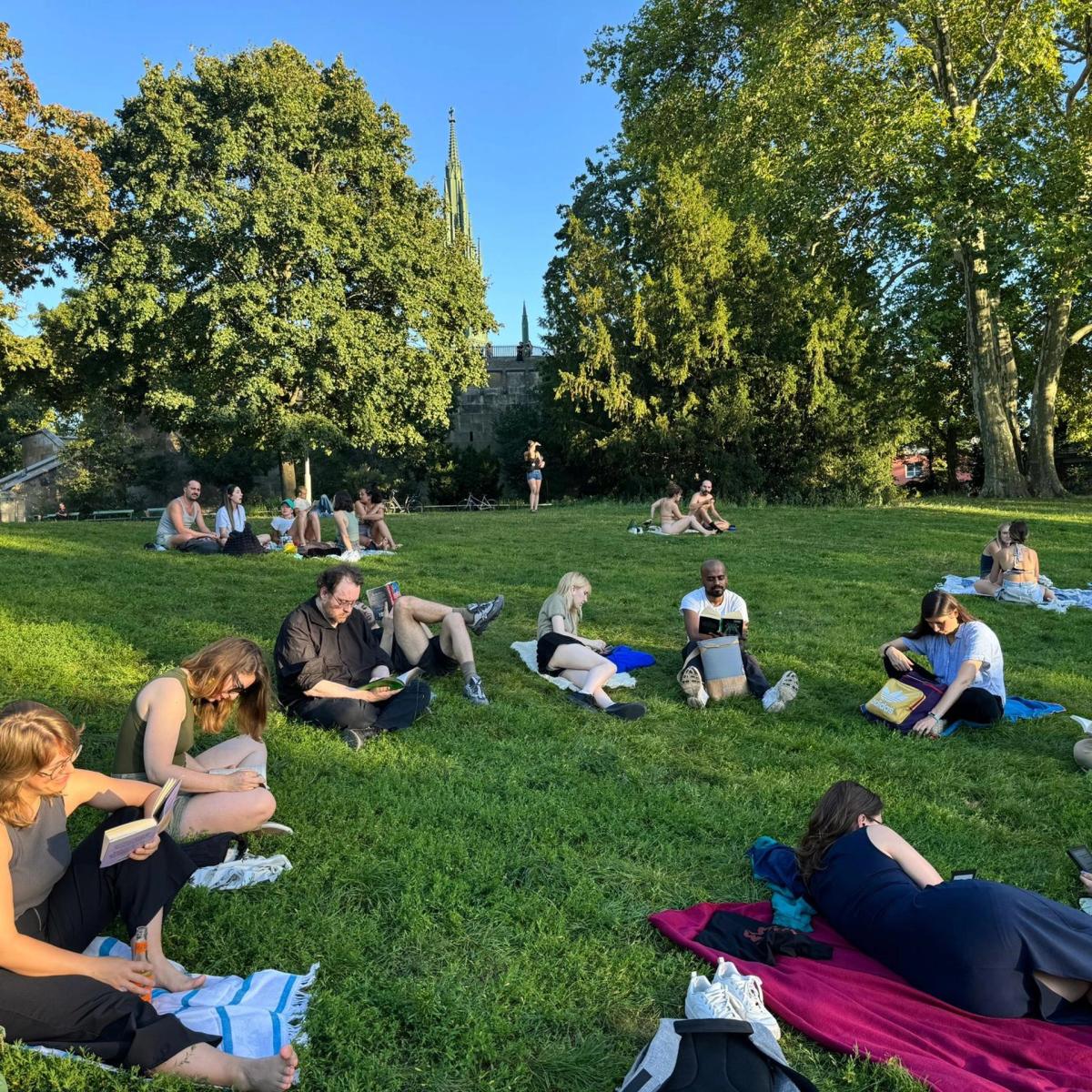Silent Book Club Session n. 41 - Viktoriapark!