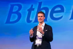 Magisk Show med Henrik Svanekiær