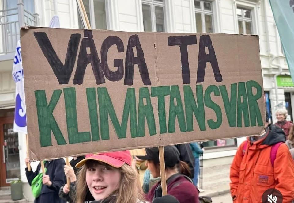 BARNENS SKYLTVERKSTAD INFÖR KLIMATMARSCHEN