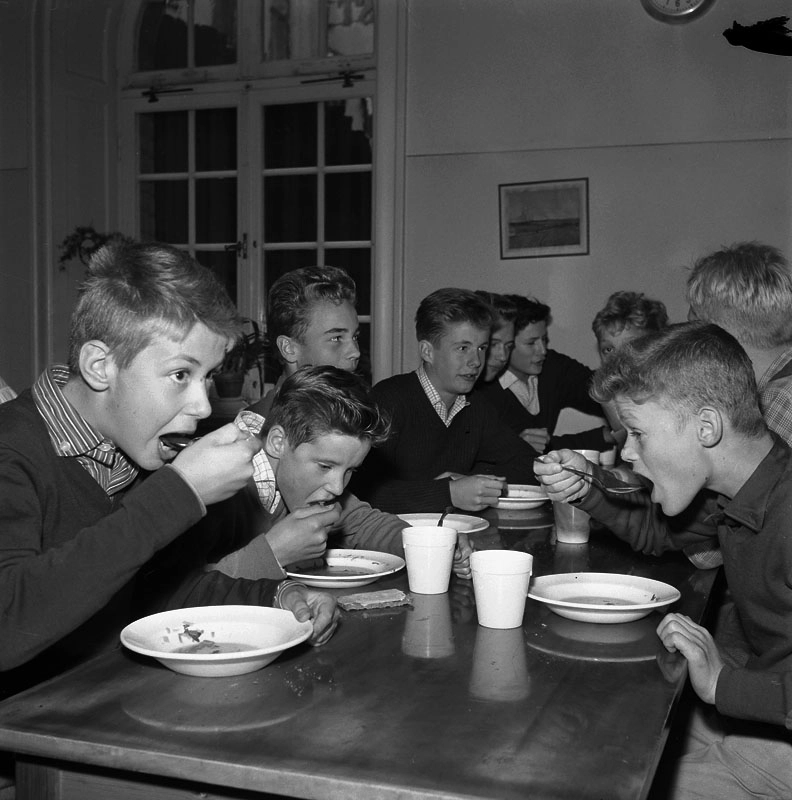 Vad blir det för lunch? - skolmatens Stockholmshistoria