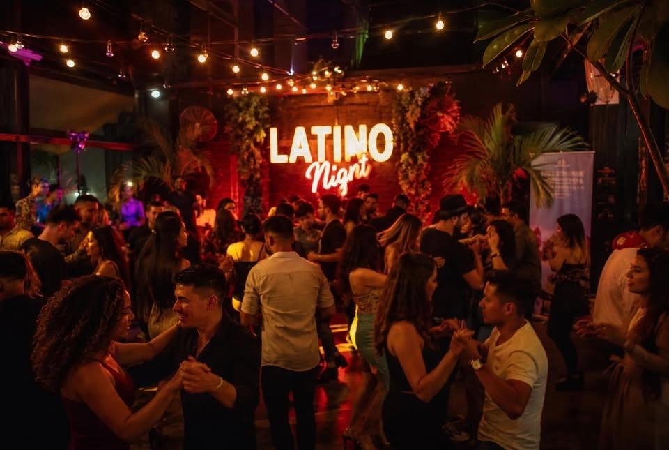 DJ SET + LATINO VIBES 🎶💃🏻