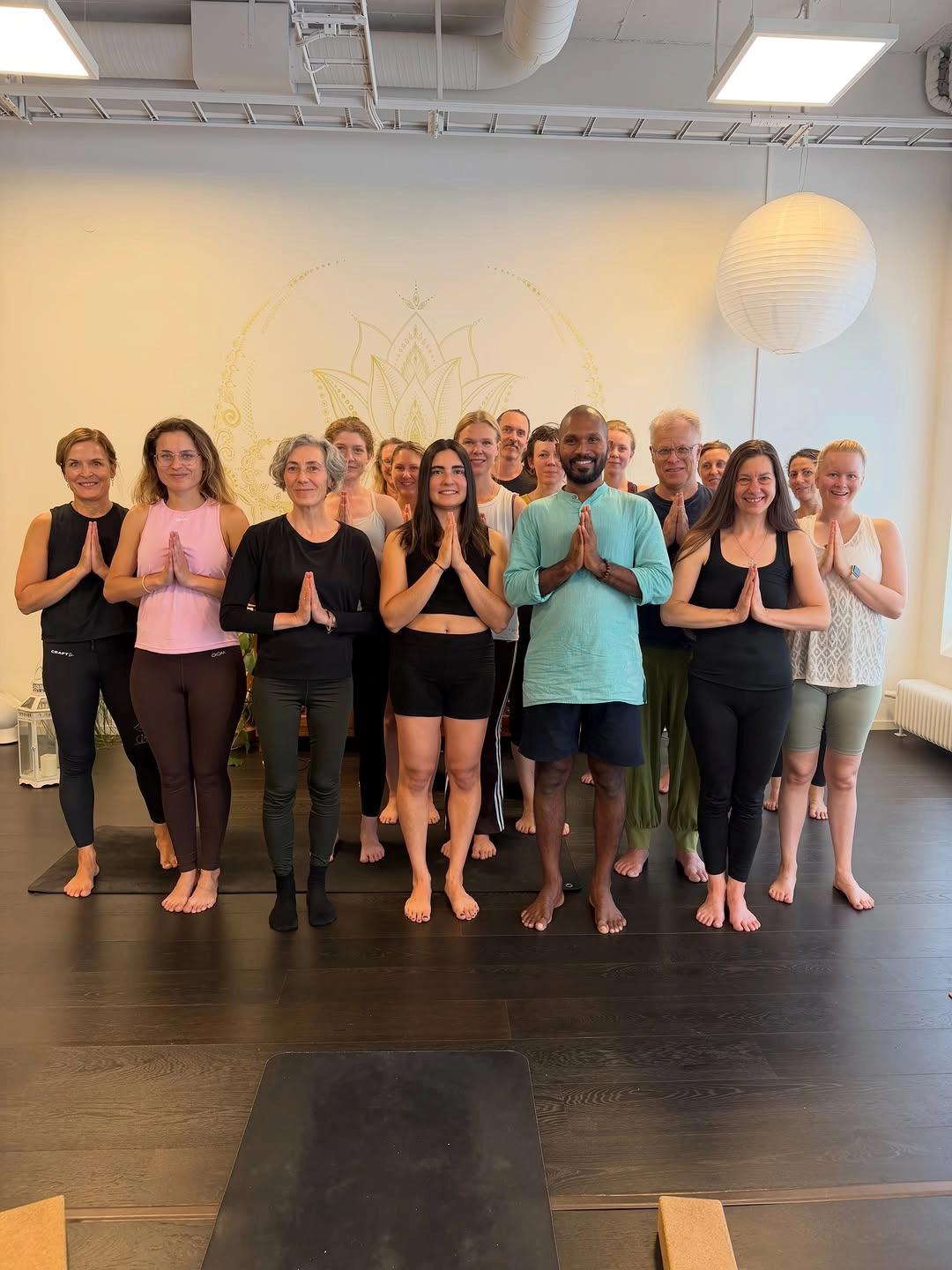 Sujeesh sista klass – Hatha Yoga