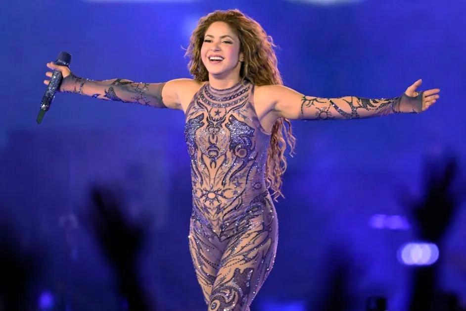Shakira Live