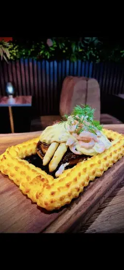 Skärtorsdags-lunch med Plankstek ”Oskar”